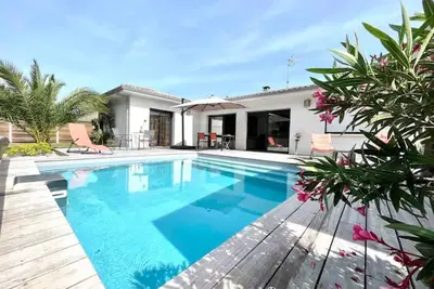 Superbe Villa - Piscine/Jacuzzi à 5 min d'Arcachon