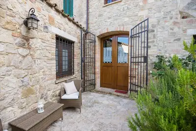 Image de Borgocuore: Lavender and Rosemary House with pool view