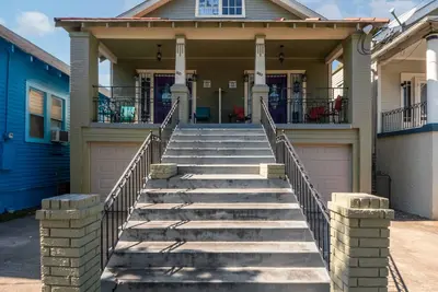Image de Near Everything Nola