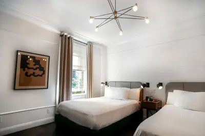 Image de Broadway View 2 Queen Beds Room at Hotel Belleclaire