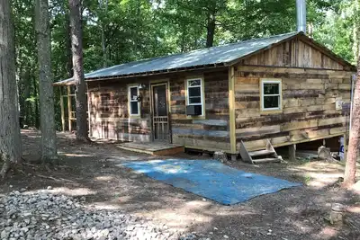Image de Cozy cabin near hocking hills & tar hollow state park atvs & pets welcomed