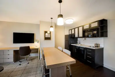 Image de Always a Great Idea To Unwind! 4 Comfortable Units, Close to Statue of Liberty