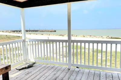 Image de Spectacular bay views with access to Lighted Pier