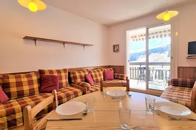 Image de Appartement lumineux 2 pièces, 5 pers. , à 100m des pistes et commerces, parking gratuit, Dévoluy