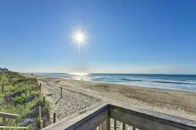 Image de First Floor Coastal Comfort in Oceanfront Complex with 3 pools