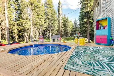 Image de Delta Junction Rental w\/ Shared Pool & Hot Tub!