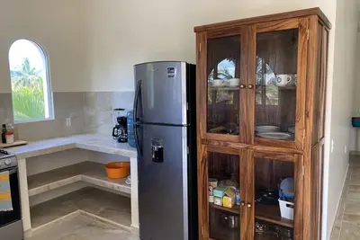 Image de Beautiful apartments only three blocks away from the beach and plaza!