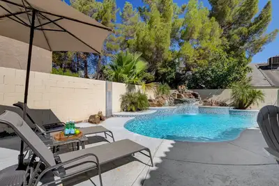Luxurious Henderson Oasis w/Sparkly Heated Pool and Backyard Retreat