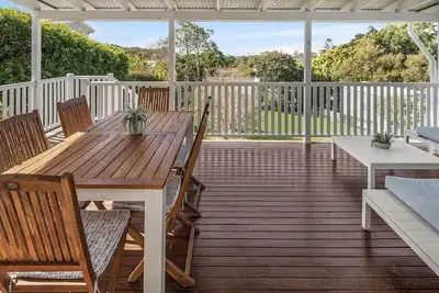 Image de 15 Seaview Terrace Moffat Beach Qld