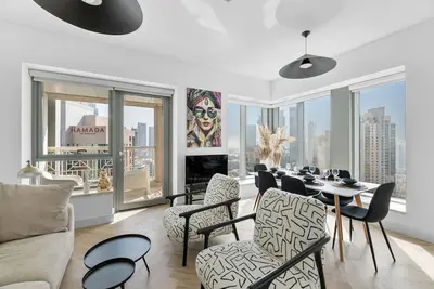 Image de Sophisticated 1bd w incredible Burj Khalifa views