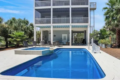 Image de Private pool + Splash pool + Beachview + Multiple Decks ~Bleu Rivage