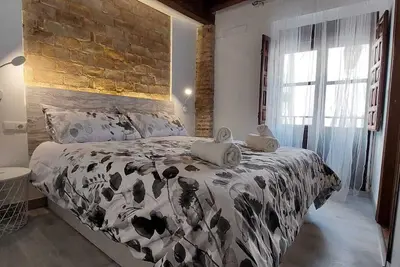 Image de Casa Torre HistĂłrica Para Grupos en Albaycin a Pasos de Plaza Nueva y Alhambra