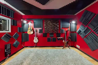 Image de Rock n’ Roll BnB w/ Music Studio