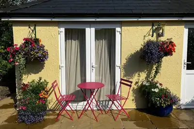 Mole End charming bed and breakfast on the Two Moors Way walking route