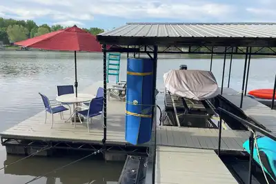 Image de Lakeside Dreaming! 2b-2b, Sleeps 6, Lake of the Ozarks.