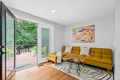 Image de Mid-Century Home, 4bdr, 3 Lvl, Close To Iad Airport