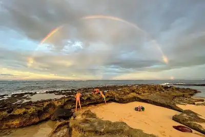 Image de North Shore Beach House with Ac, 30 day rental