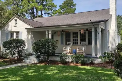Image de Cozy Cottage in Historic Willowbank
