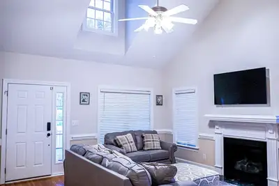 Image de Quiet 4 Bedroom home right outside of Greenville.
