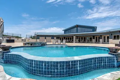 Image de The Longhouse | Heated Pool | Hot Tub