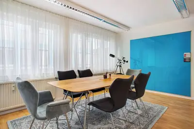 Image de Maison de vacances \"Commune88 East\" avec terrasse partagée et Wi-Fi