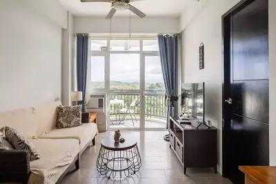 Image de Quiet Home with private beach (Dot Accredited)