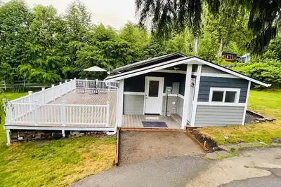 Image de Freshly remodeled guest house in winery Woodinville