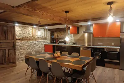 Image de Les Etoiles de Bevy \/ Gîte Cassiopée Haut Jura 6 personnes\/8 couchages