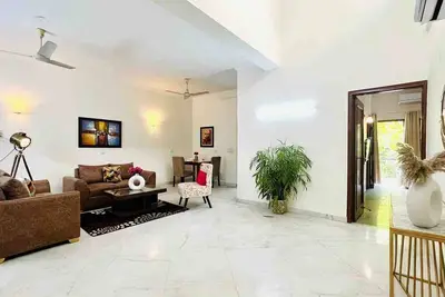 Image de BluO 2bhk Panchsheel Enclave -Balcony, Parking