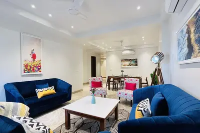 Image de BluO 3bhk CityWalk Mall, Max Saket -Lift, Balcony
