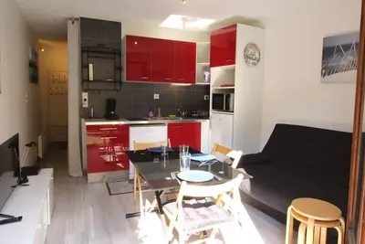 Image de Studio Cabine Rdc pour 2\/3 Pers avec Jardin, Parking, Ll, Lv, Wifi - Proche Thermes et Télécabine