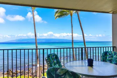 Image de 1bd Oceanfront gem with charm, views & Island vibe
