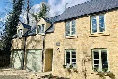 Image de Beautiful, Spacious Cotswold Stone Home Away From Home