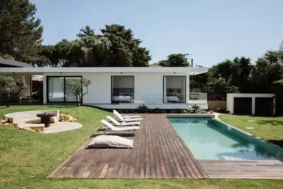Image de Luxury designer villa 2023 448 sq. mn and 2000 sq. mn of land\n4 min golf \n\n