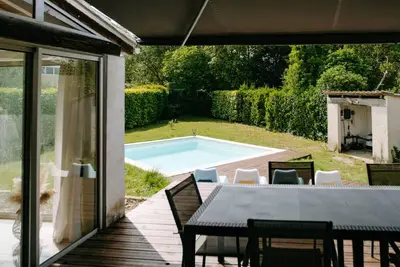 Image de Évasion Provençale : Piscine et Jardin à l'Isle-sur-la-Sorgue
