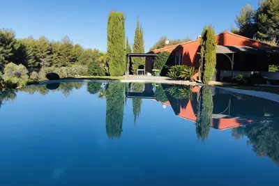 Image de Villa pour 6 personnes Ă 10mn de la Mer avec piscine plage.