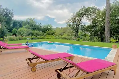 Image de Maison Avec Piscine au Calme Ă Roquefort les Pins