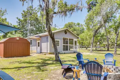 Image de Pet-Friendly Fort McCoy Cabin w/ Fire Pit!
