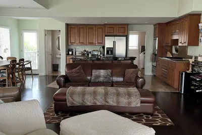 Image de Ocean views from sunny, Southern California. Check out this Hermosa Beauty.