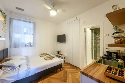 Image de Stunning Modern Studio in Netanya from the beach by Sea N' Rent