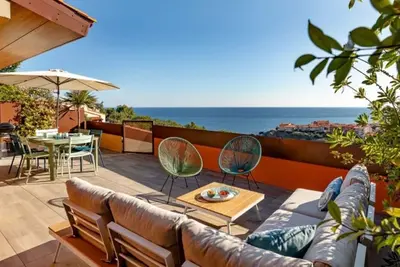 Image de F3 neuf, grande terrasse face à mer