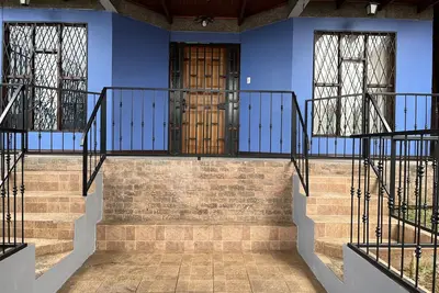 Image de Spacious house for families or friends  - 10 min from the international  airport