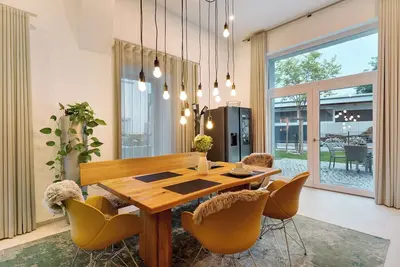 Image de Appartement de vacances avec jardin & charme : vivre avec style dans une chaufferie historique