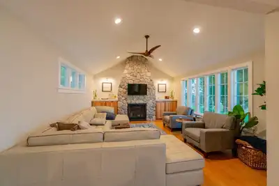 Image de Waconia Lakefront Cottage- dogs ok