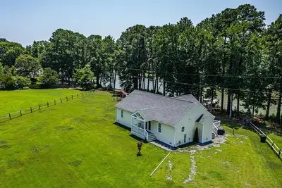 Image de River front Home built in 2021 with Private Pier