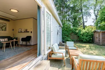 Image de Chalet with private garden on the edge of the Veluwe forest