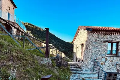 Image de Cozy studio apartment in Sasso di Castalda, near Ponte alla Luna.