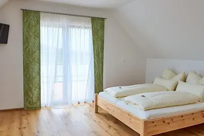 Image de Doppelzimmer Zirbe mit Terrasse - Gästehaus Lipp'n Sepp St. Anna am Aigen