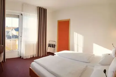 Image de Dz Sonnenseite mit Balkon ab 7 Nächtehalbpension - Hotel-restaurant Teuschler-mogg