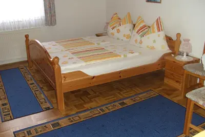 Image de Triple room no. 1 - Gästehaus Stöckler